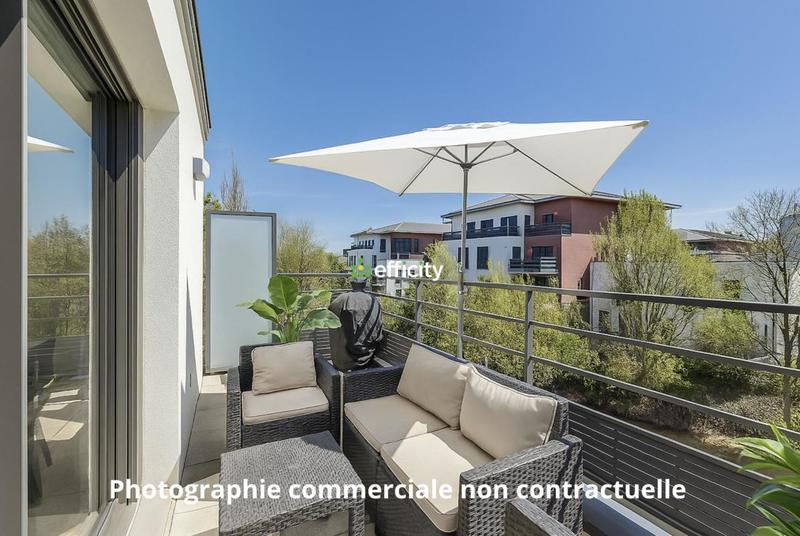 Appartement - 80 m² - 4 pièces