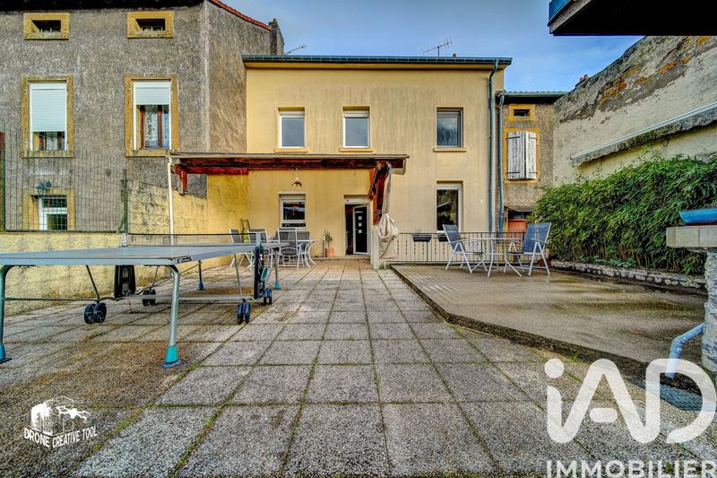 Maison - 167 m² - 6 pièces