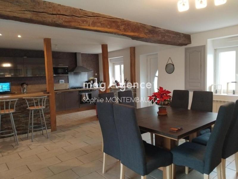 Maison traditionnelle - 133 m² - 4 pièces