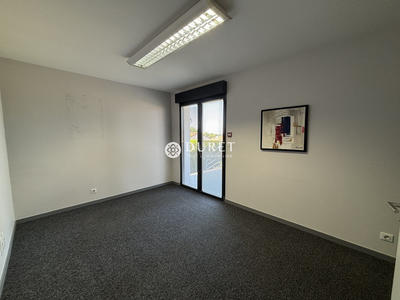 Bureau - 216 m²