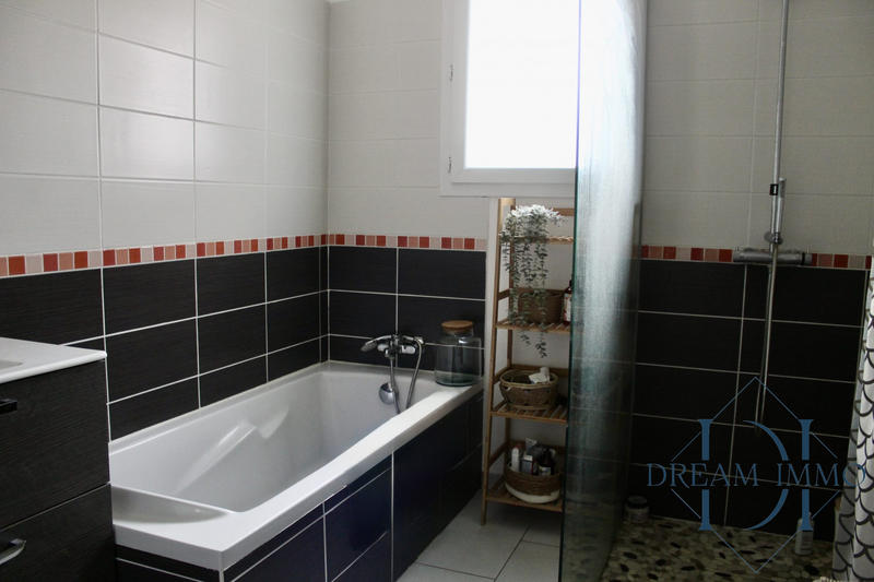 Maison - 67 m² - 3 pièces