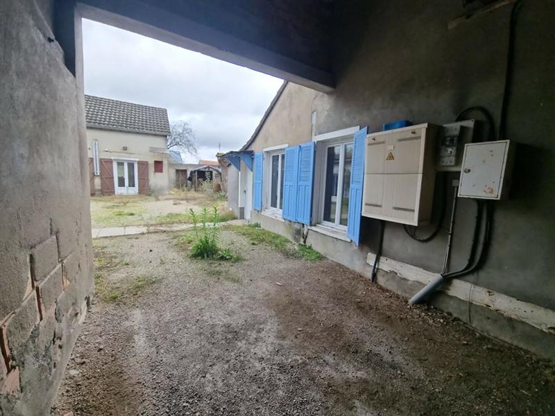 Maison - 246 m² - 8 pièces