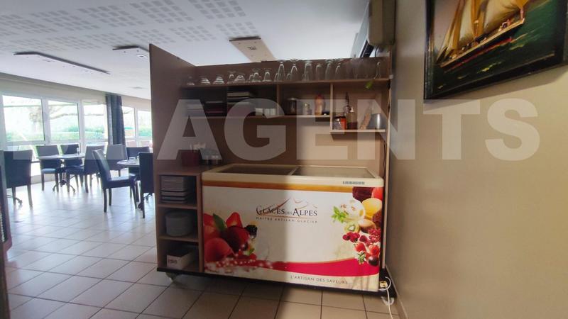 Fonds de commerce - 300 m²