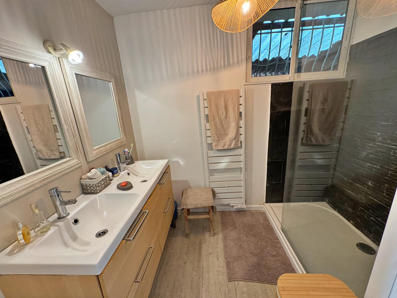 Maison - 172 m² - 7 pièces