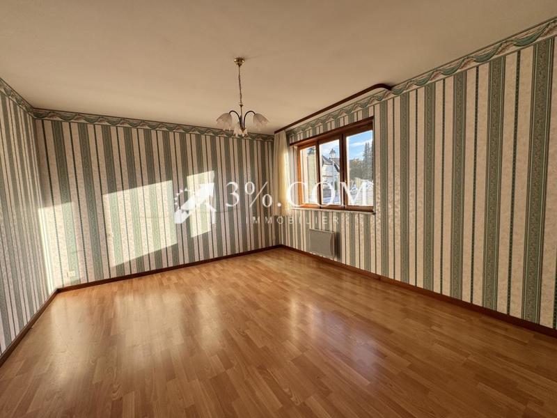 Maison - 147 m² - 7 pièces