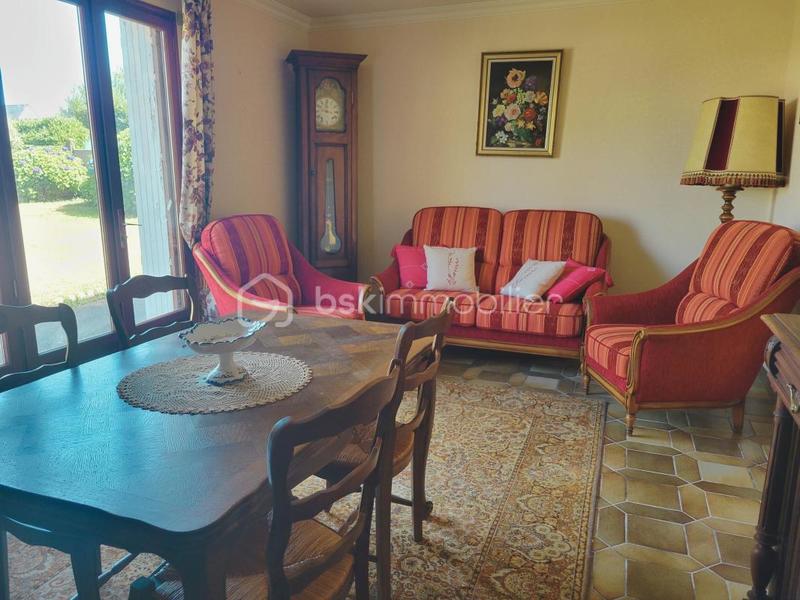 Maison traditionnelle - 110 m² - 6 pièces