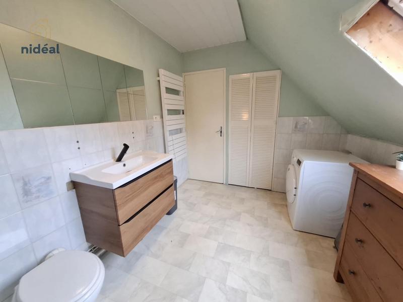 Maison - 99 m² - 5 pièces