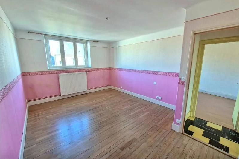 Maison - 198 m² - 7 pièces