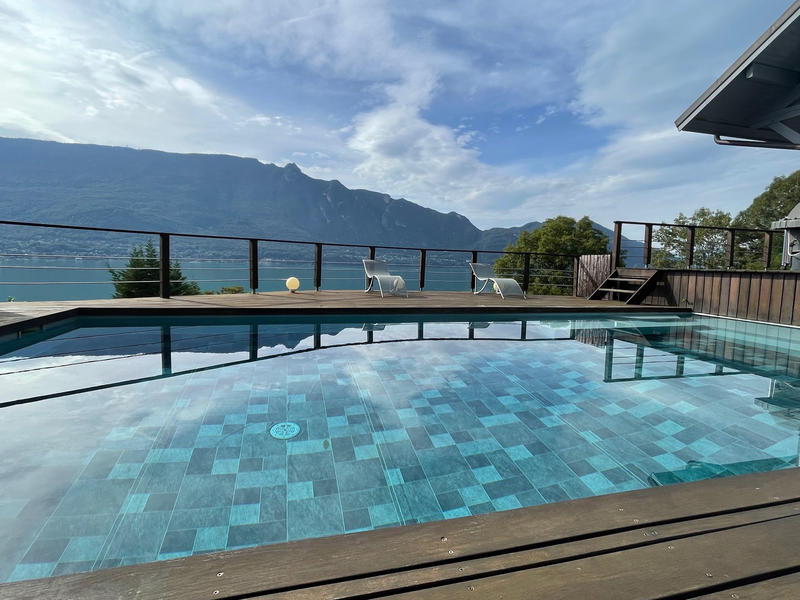 Maison - 226 m² - 6 pièces