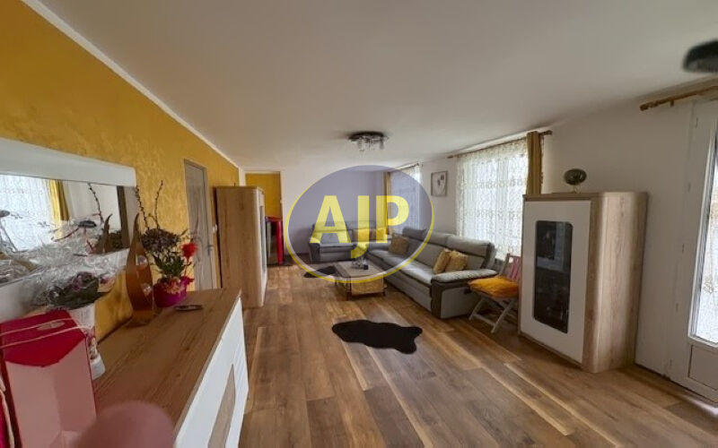 Maison - 120 m² - 6 pièces