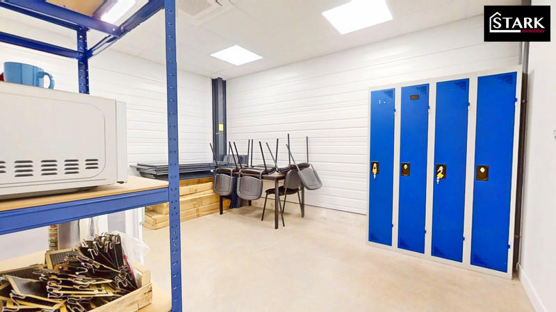 Local commercial - 436 m² - 4 pièces