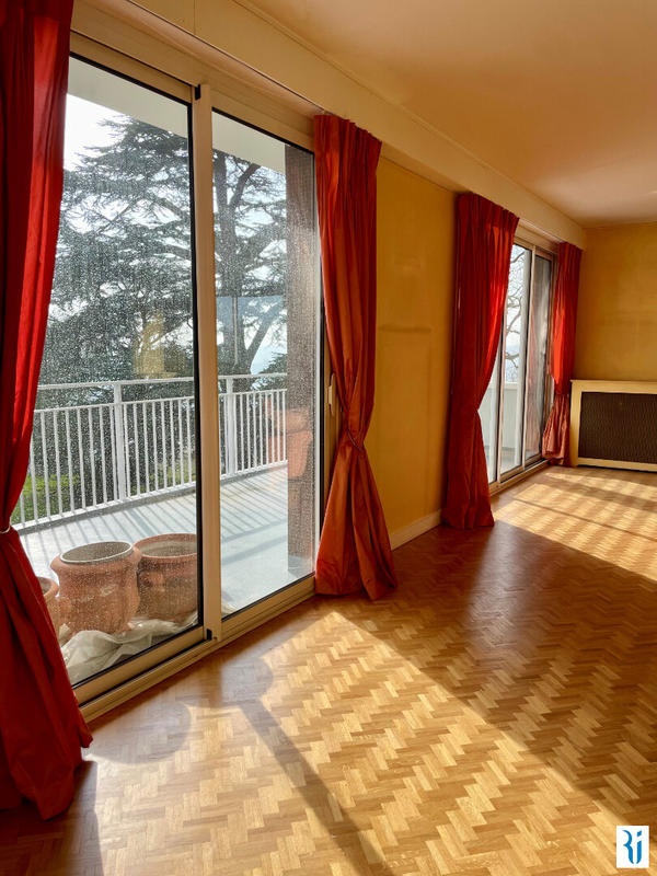 Appartement - 143 m² - 4 pièces