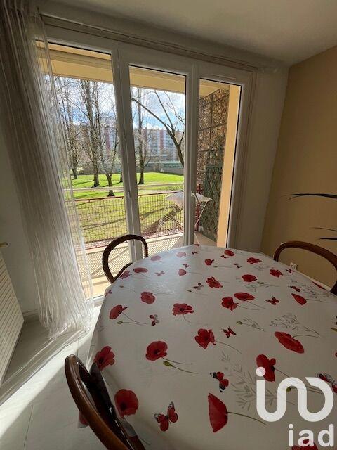 Appartement - 83 m² - 4 pièces