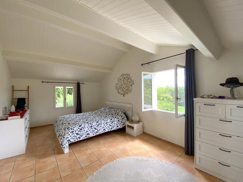 Propriété - 390 m² - 12 pièces