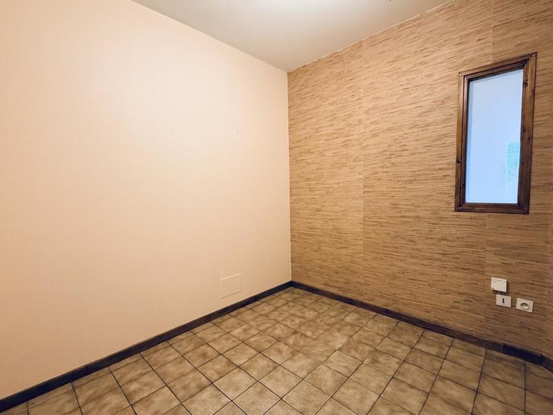 Local commercial - 63 m² - 4 pièces