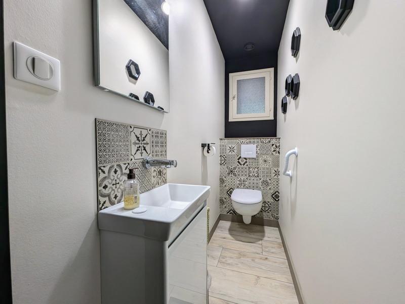 Maison - 211 m² - 7 pièces