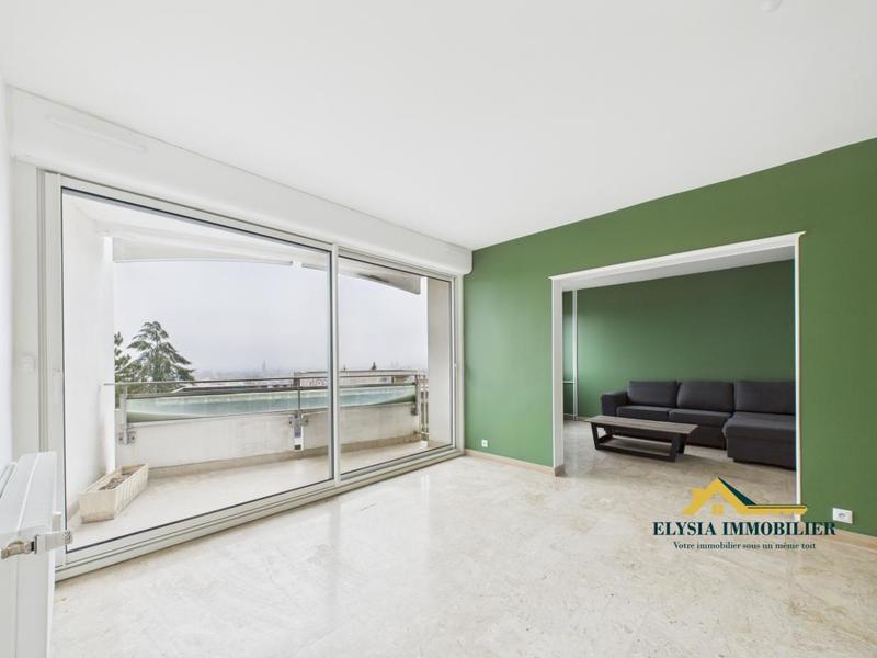 Appartement - 84 m² - 4 pièces