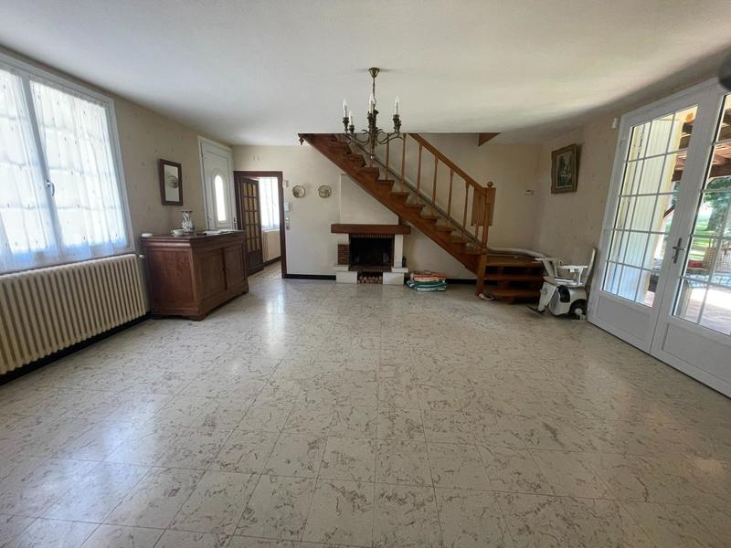 Maison - 158 m² - 7 pièces