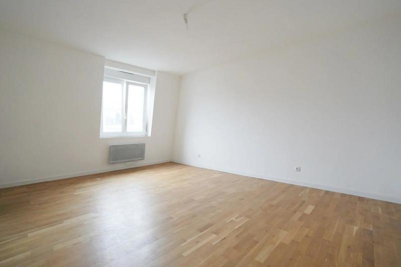 Maison - 166 m² - 8 pièces