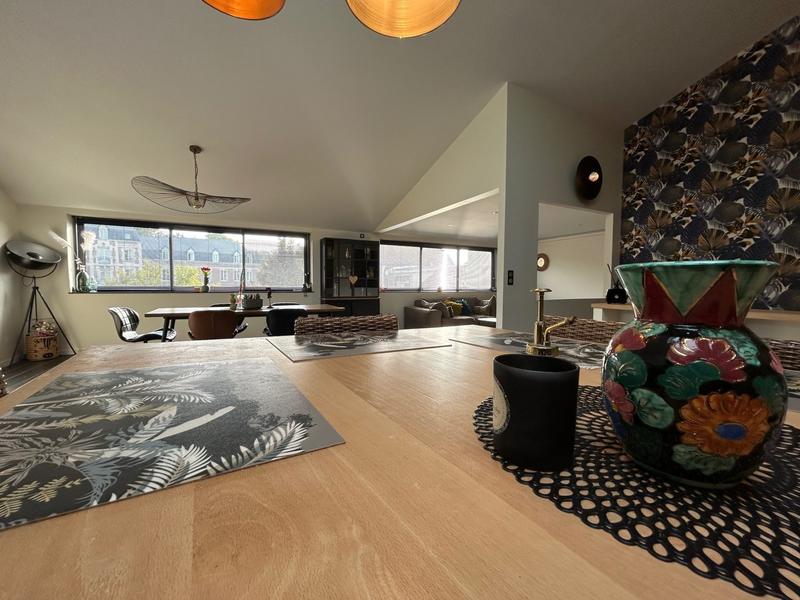 Maison contemporaine - 165 m² - 5 pièces