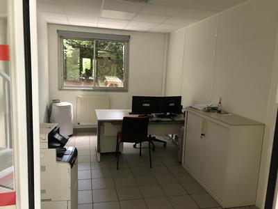 Bureau - 385 m²