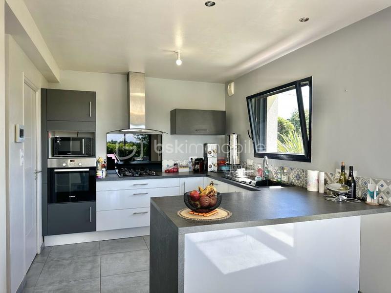 Maison - 106 m² - 6 pièces