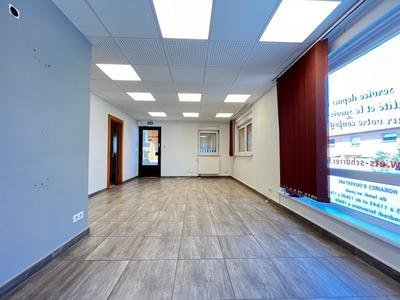 Local commercial - 324 m²