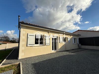 Maison - 100 m² - 4 pièces