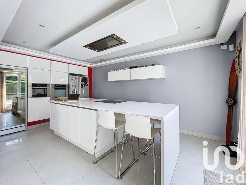 Maison - 160 m² - 6 pièces