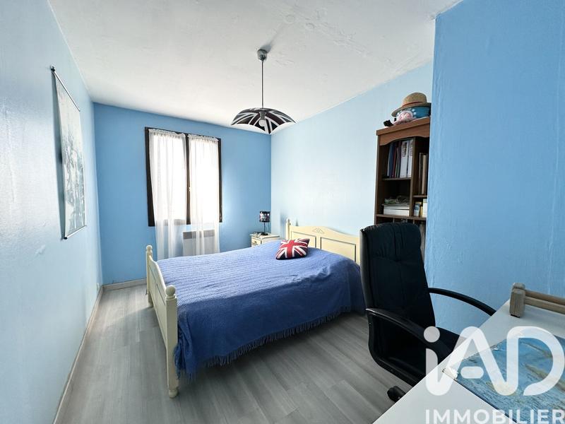 Maison - 90 m² - 5 pièces