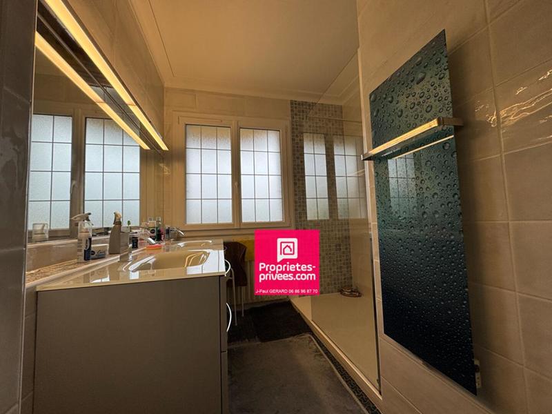 Appartement - 144 m² - 5 pièces