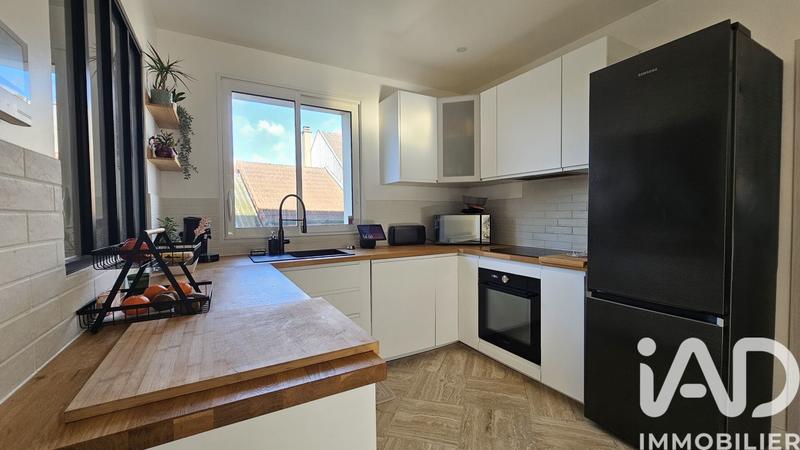 Maison - 158 m² - 8 pièces