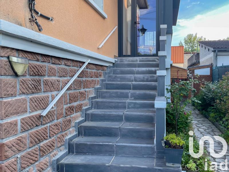 Maison - 100 m² - 5 pièces