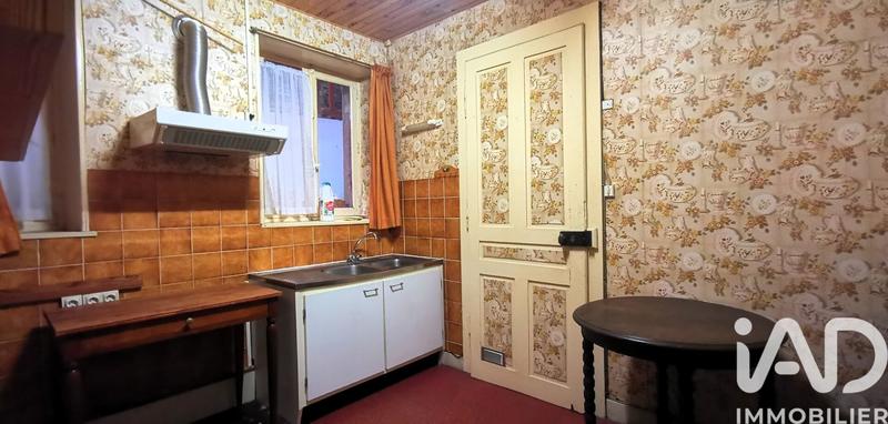 Maison - 237 m² - 10 pièces