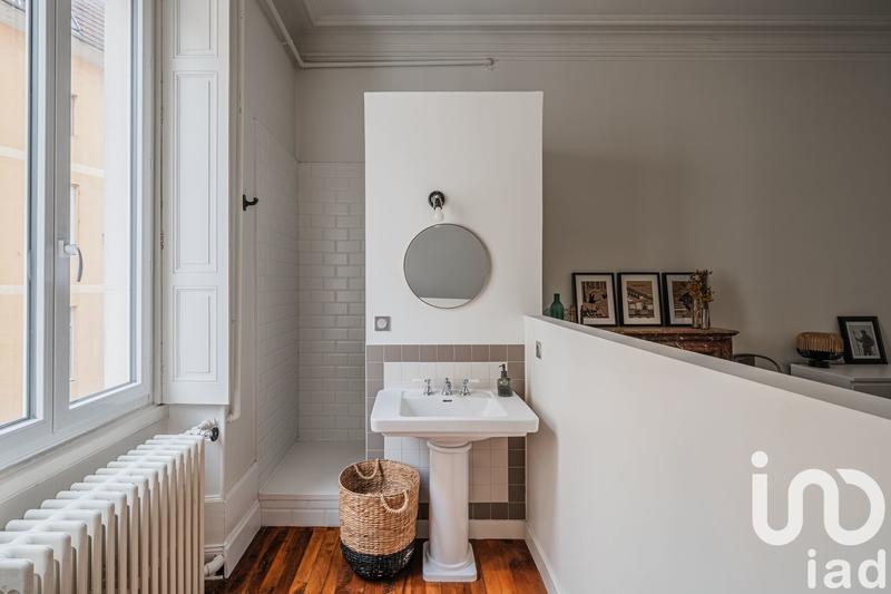 Appartement - 110 m² - 4 pièces