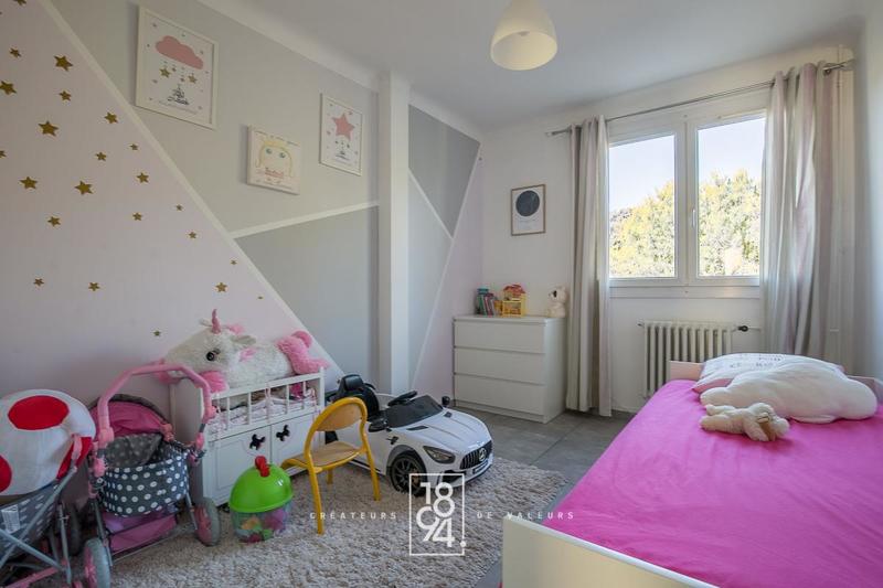 Appartement - 74 m² - 4 pièces