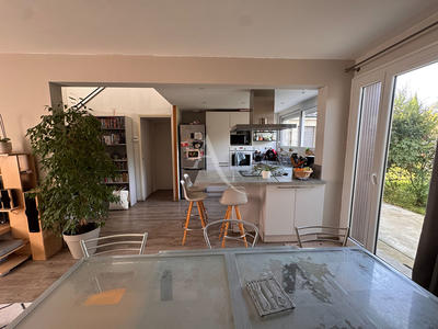 Maison - 75 m² - 4 pièces