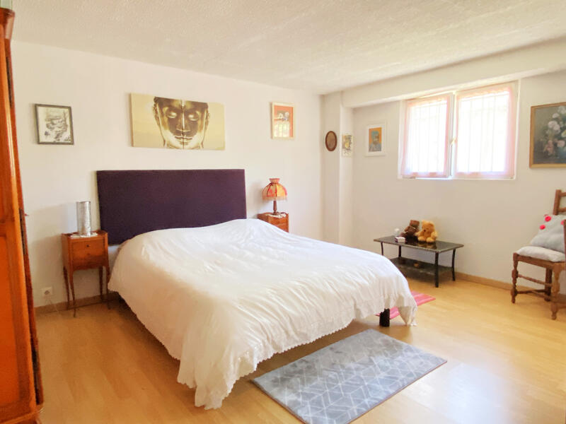 Maison - 170 m² - 4 pièces