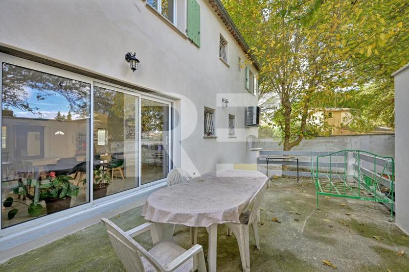 Maison - 162 m² - 6 pièces