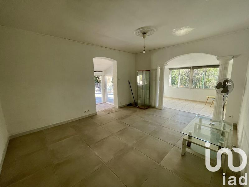 Maison - 180 m² - 9 pièces