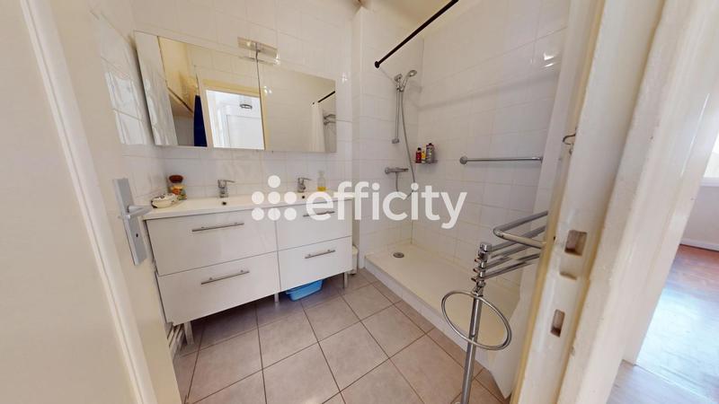 Appartement - 100 m² - 4 pièces