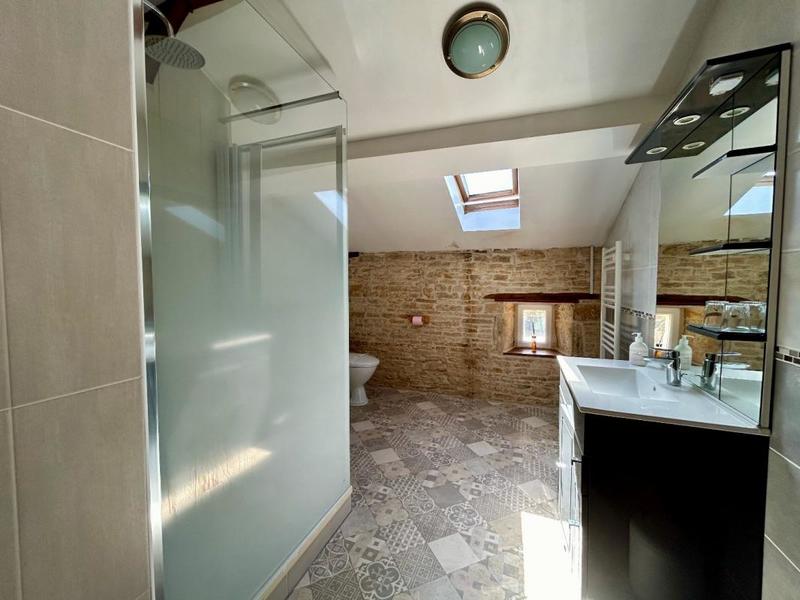 Corps de ferme - 177 m² - 11 pièces