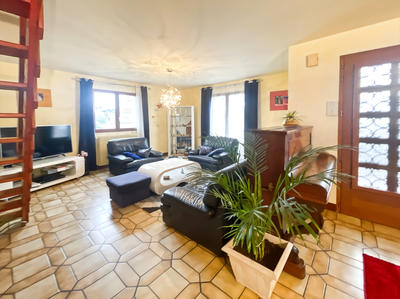 Maison - 125 m² - 6 pièces