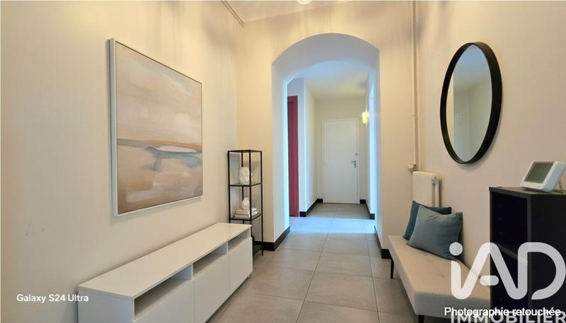 Maison - 295 m² - 10 pièces