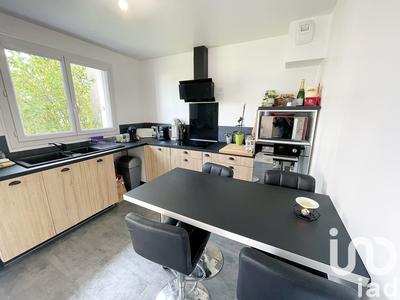 Maison - 97 m² - 4 pièces