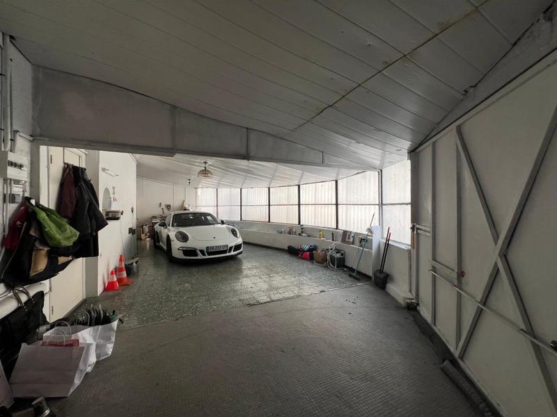 Hôtel particulier - 199 m² - 9 pièces