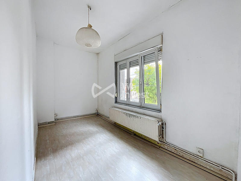 Maison - 200 m² - 8 pièces