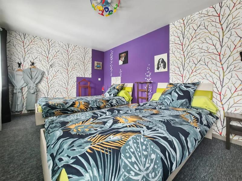 Maison - 280 m² - 7 pièces