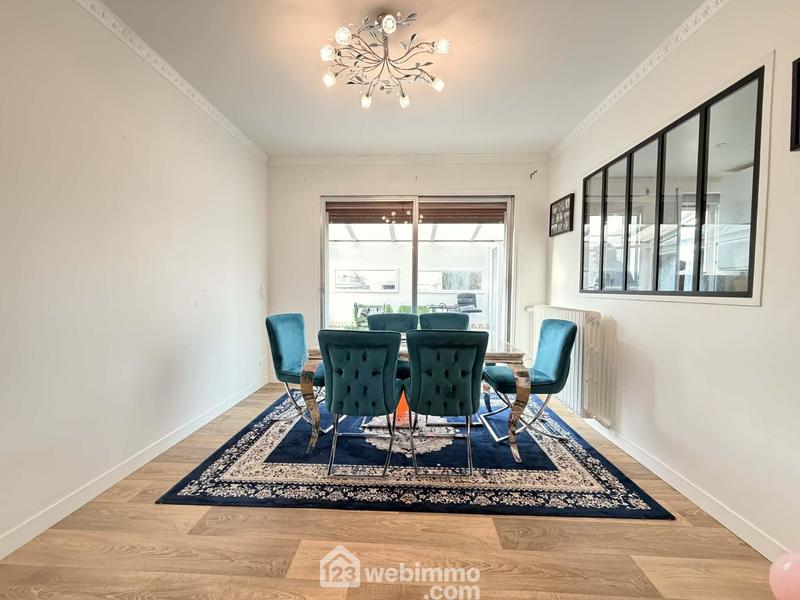 Maison - 96 m² - 5 pièces