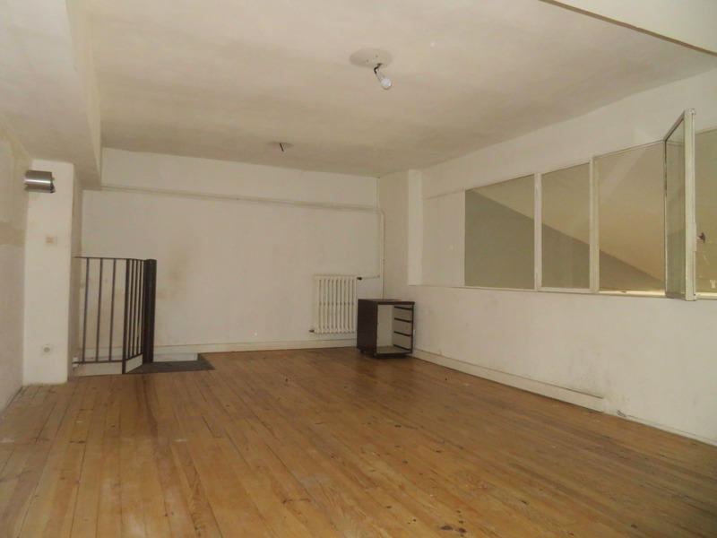 Local commercial - 114 m² - 2 pièces